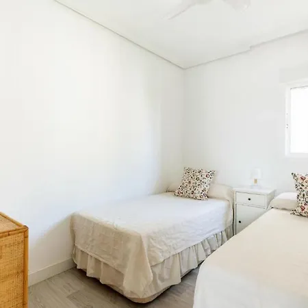 Apartment Amplio Con 4 Y 2 Banos - Great With 4 - 2 Baths *